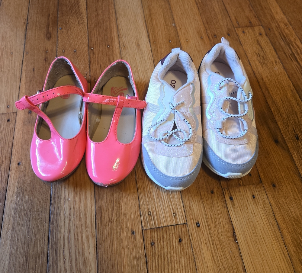 OshKosh B'gosh Pink Patent Mary Jane Shoes